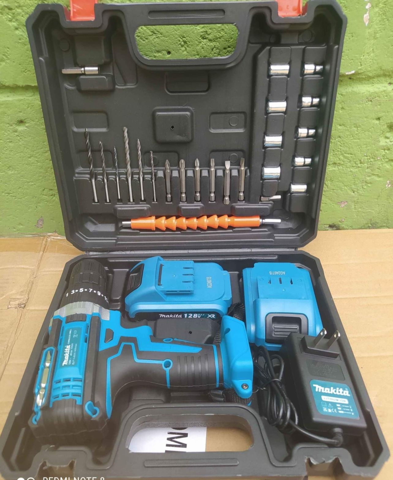 Taladro Inalámbrico 128 voltios Mk